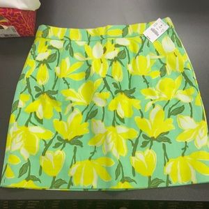 NWT - J Crew mini skirt- not too mini- size 4